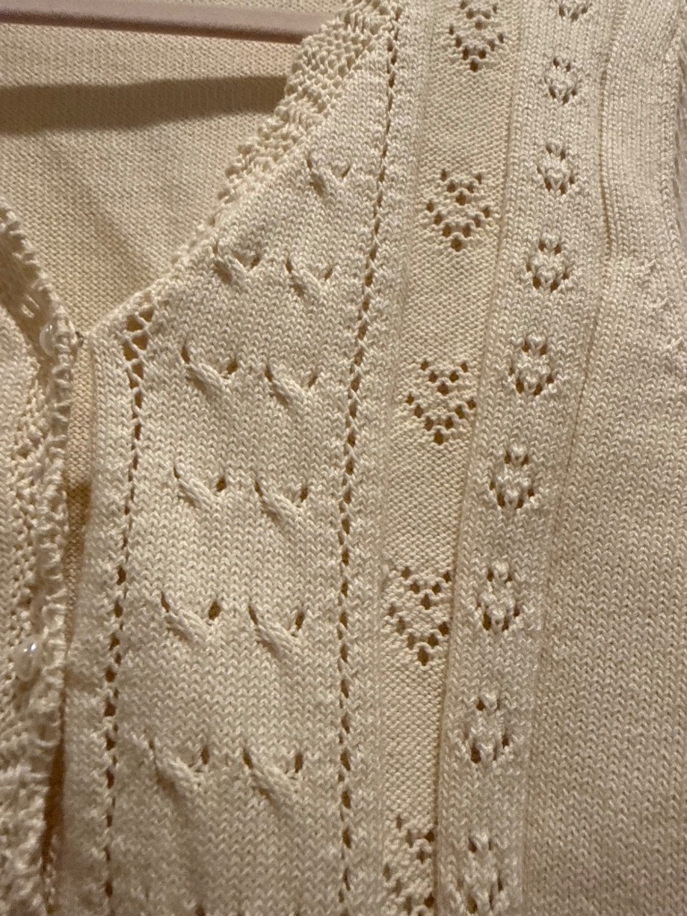 Beautiful clasic cardigan, cream - Picture 4 of 8